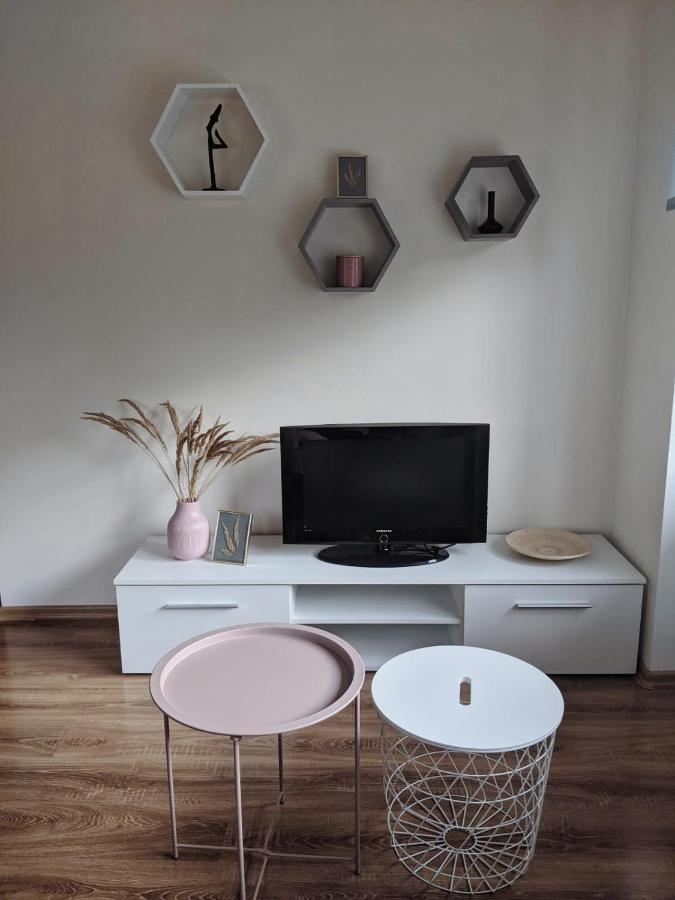 Niedru Apartamenti Liepāja Eksteriør bilde